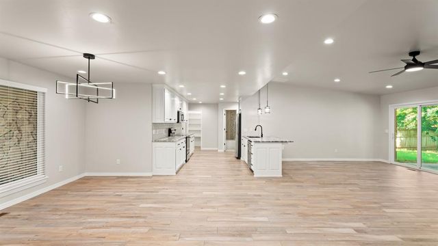 2212 Dover Drive, Edmond, OK 73034