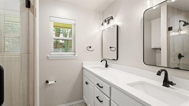 2212 Dover Drive, Edmond, OK 73034