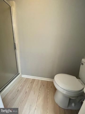 21 MEADOWVIEW DR, Elverson, PA 19520