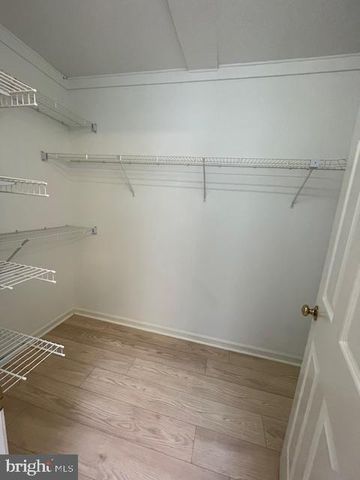 21 MEADOWVIEW DR, Elverson, PA 19520