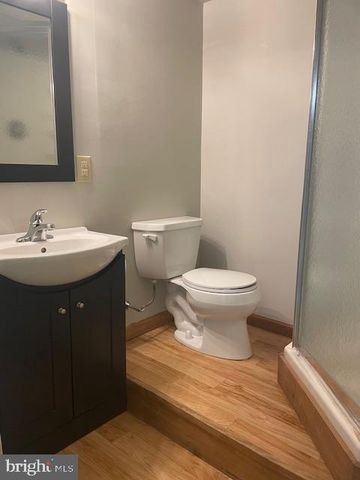 21 MEADOWVIEW DR, Elverson, PA 19520