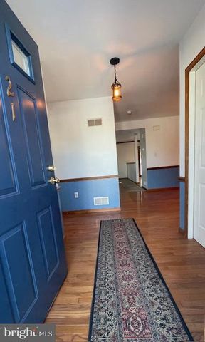 21 MEADOWVIEW DR, Elverson, PA 19520