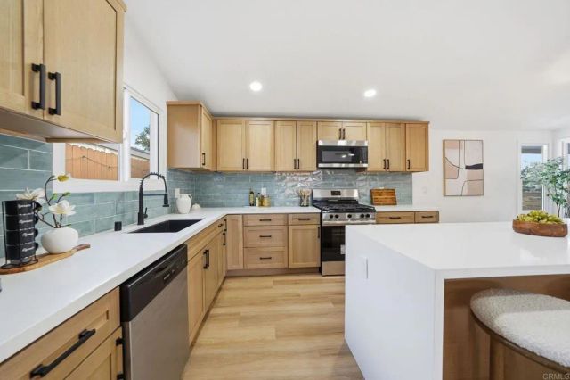 2828 Mission Village Dr, San Diego, CA 92123