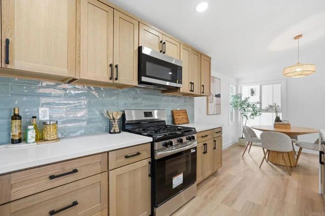 2828 Mission Village Dr, San Diego, CA 92123