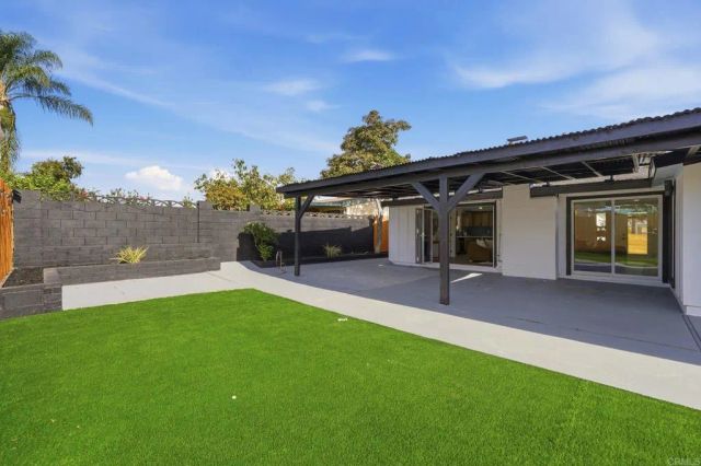 2828 Mission Village Dr, San Diego, CA 92123