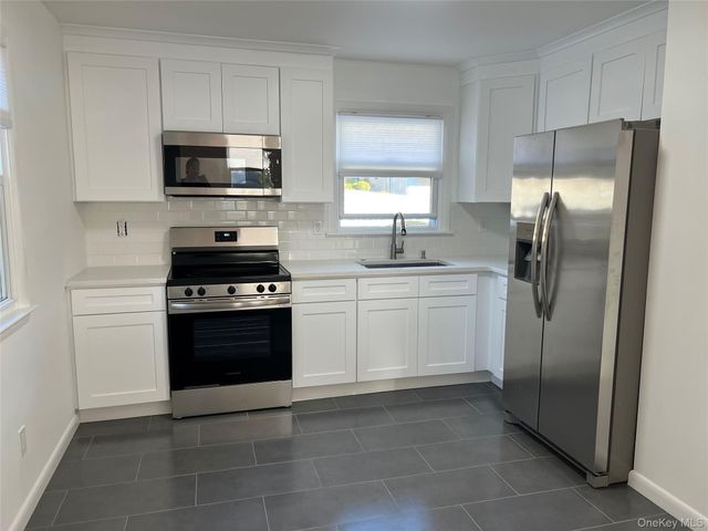 58 S Stone Avenue, Elmsford, NY 10523