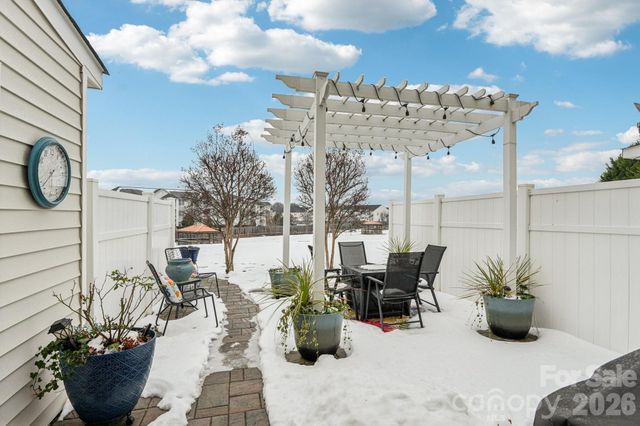 209 Halton Crossing Drive SW, Concord, NC 28027