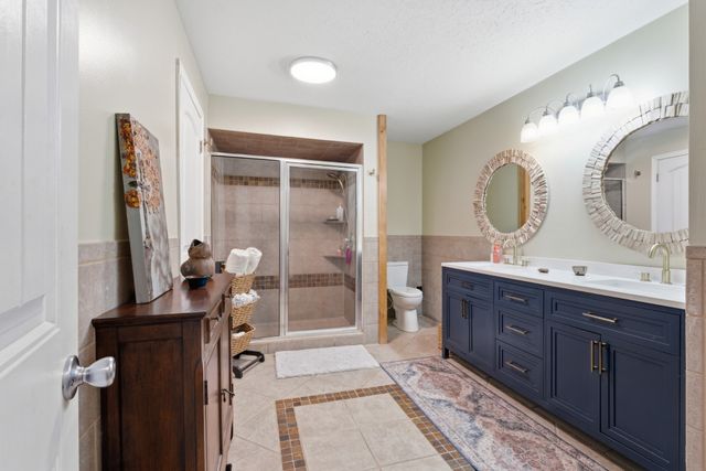 108 Saint James St, Charlotte, TN 37036