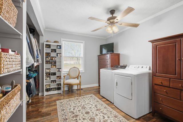 108 Saint James St, Charlotte, TN 37036