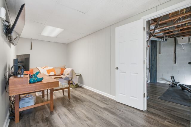 108 Saint James St, Charlotte, TN 37036