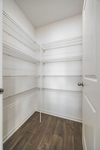 191 Goldenrod Drive, Elgin, IL 60124