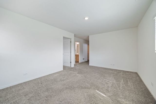 191 Goldenrod Drive, Elgin, IL 60124