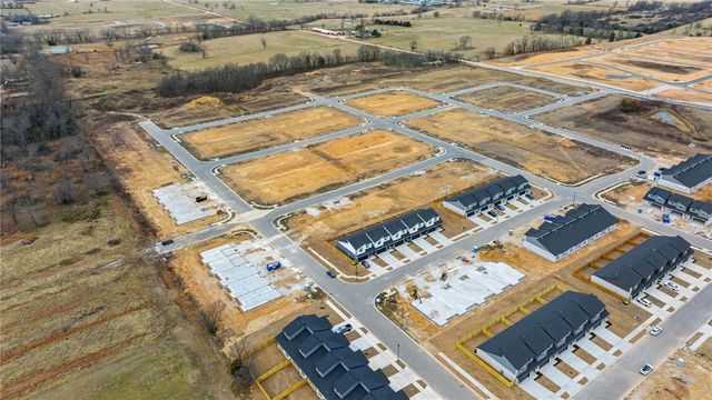 471 Onyx Avenue, Centerton, AR 72719