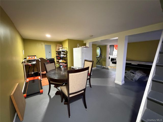101 Sagamore Street, Freeport, NY 11520