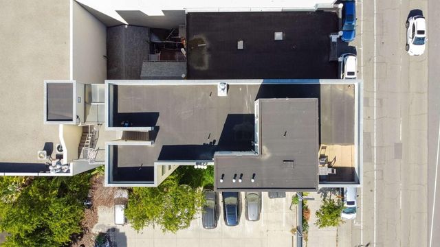 275 9th Street 3, Oakland, CA 94607