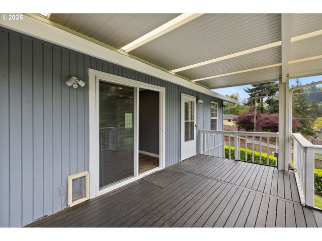 1730 REGENCY St, West Linn, OR 97068