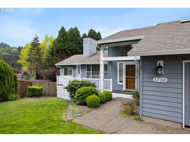 1730 REGENCY St, West Linn, OR 97068