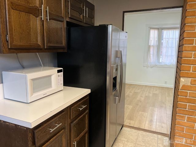 138 Luther Ave Avenue, Hopelawn, NJ 08861
