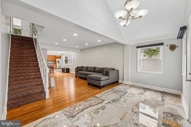 2621 OLD WELSH RD, Willow Grove, PA 19090