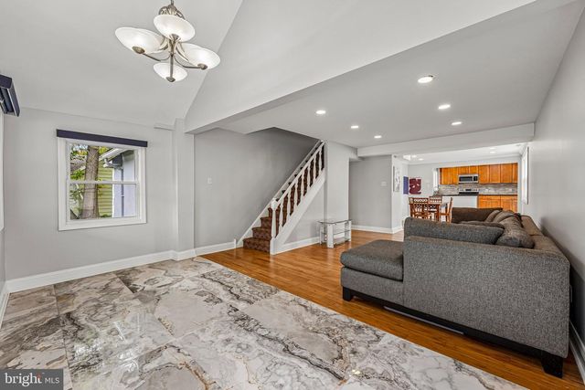 2621 OLD WELSH RD, Willow Grove, PA 19090