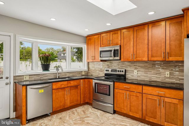 2621 OLD WELSH RD, Willow Grove, PA 19090