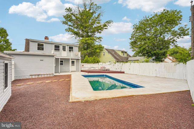 2621 OLD WELSH RD, Willow Grove, PA 19090