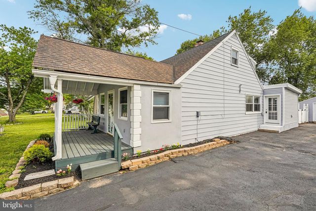 2621 OLD WELSH RD, Willow Grove, PA 19090