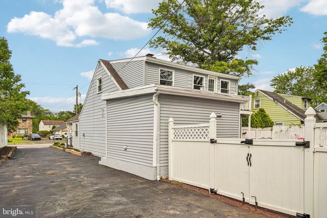 2621 OLD WELSH RD, Willow Grove, PA 19090