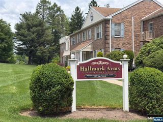 358 Maple 4, Oradell, NJ 07649