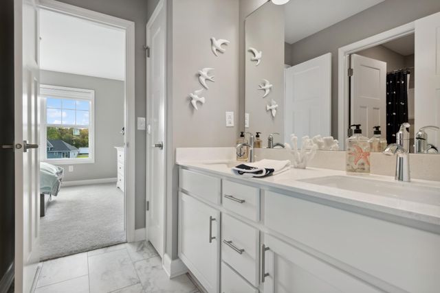 8852 Binder Way, Woodbury, MN 55129