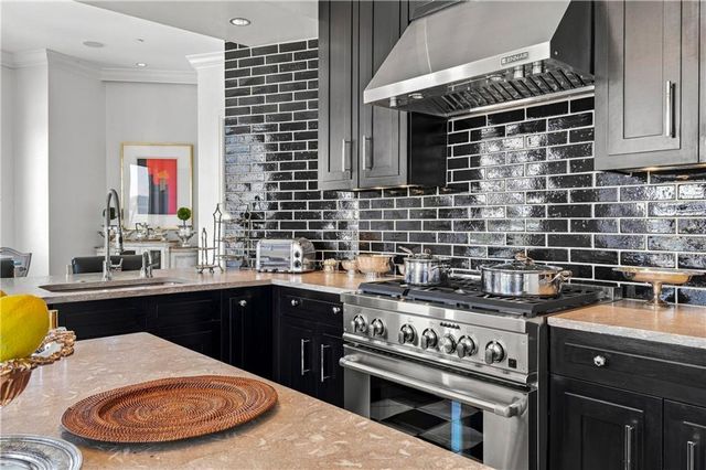 3376 Peachtree Road NE 42A, Atlanta, GA 30326