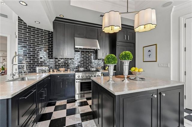 3376 Peachtree Road NE 42A, Atlanta, GA 30326