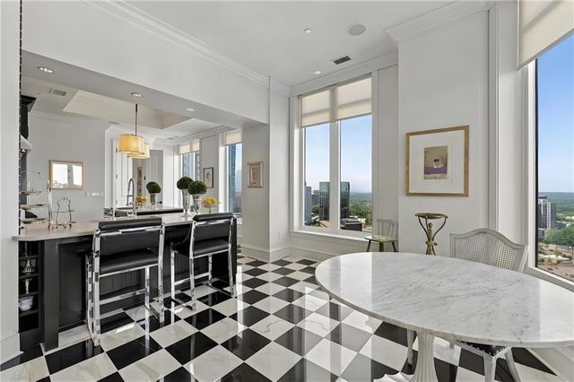 3376 Peachtree Road NE 42A, Atlanta, GA 30326