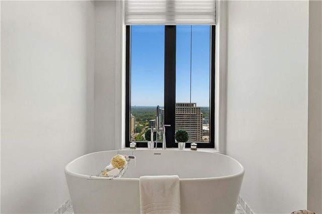 3376 Peachtree Road NE 42A, Atlanta, GA 30326