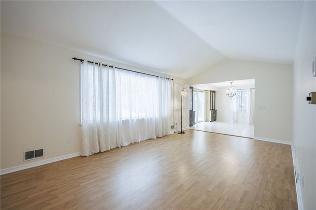 74 Meyerhill Circle East, Irondequoit, NY 14617