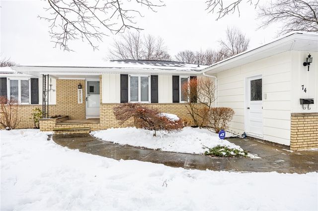 74 Meyerhill Circle East, Irondequoit, NY 14617