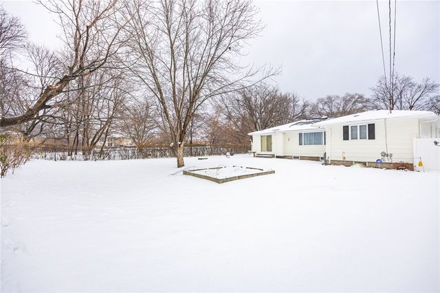 74 Meyerhill Circle East, Irondequoit, NY 14617