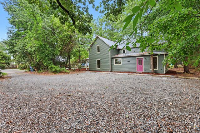 100 Shelton Street, Carrboro, NC 27510