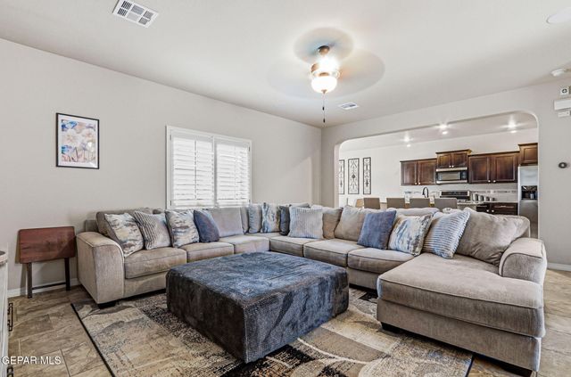 14745 ORSTEN ARTIS Avenue, El Paso, TX 79938