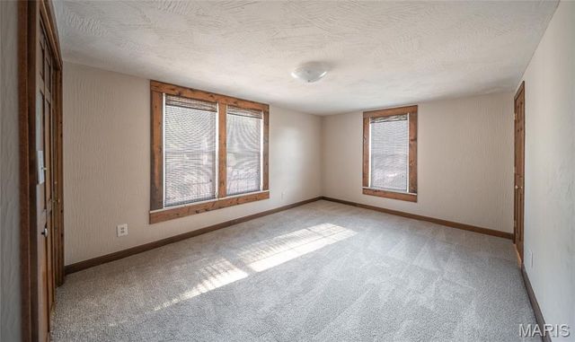 26287 Radcliff Road, Richland, MO 65556