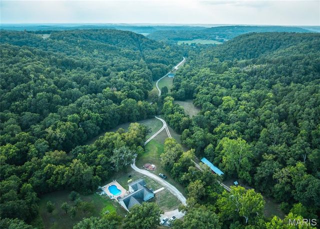 26287 Radcliff Road, Richland, MO 65556