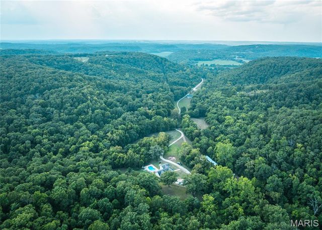 26287 Radcliff Road, Richland, MO 65556