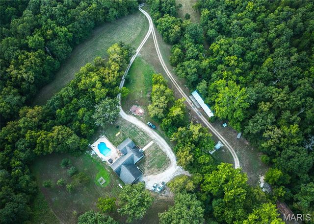 26287 Radcliff Road, Richland, MO 65556