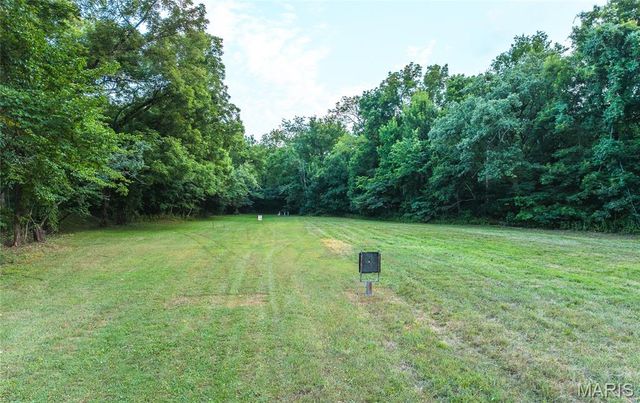 26287 Radcliff Road, Richland, MO 65556