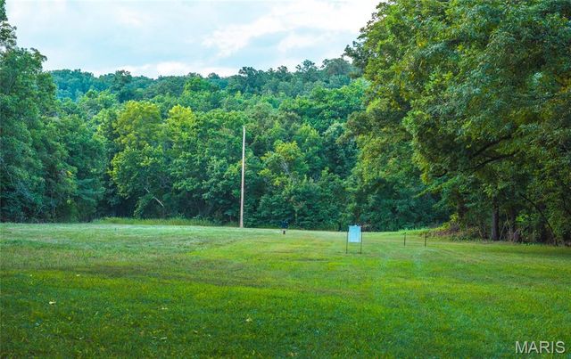 26287 Radcliff Road, Richland, MO 65556