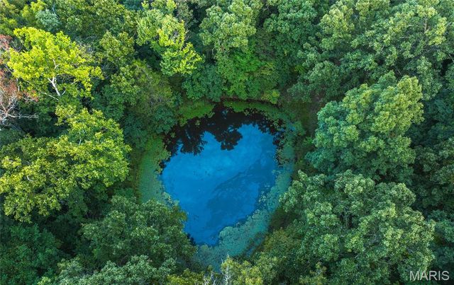 26287 Radcliff Road, Richland, MO 65556