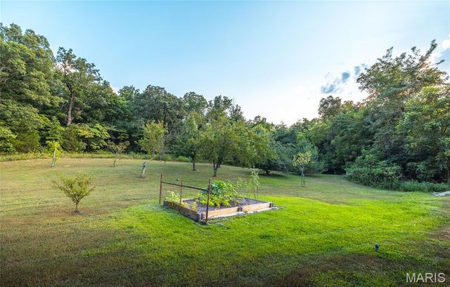 26287 Radcliff Road, Richland, MO 65556