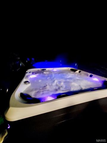 26287 Radcliff Road, Richland, MO 65556