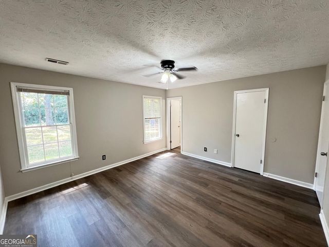 510 Cornwallis Way, Fayetteville, GA 30214