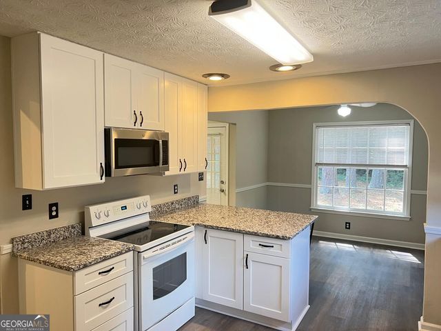 510 Cornwallis Way, Fayetteville, GA 30214
